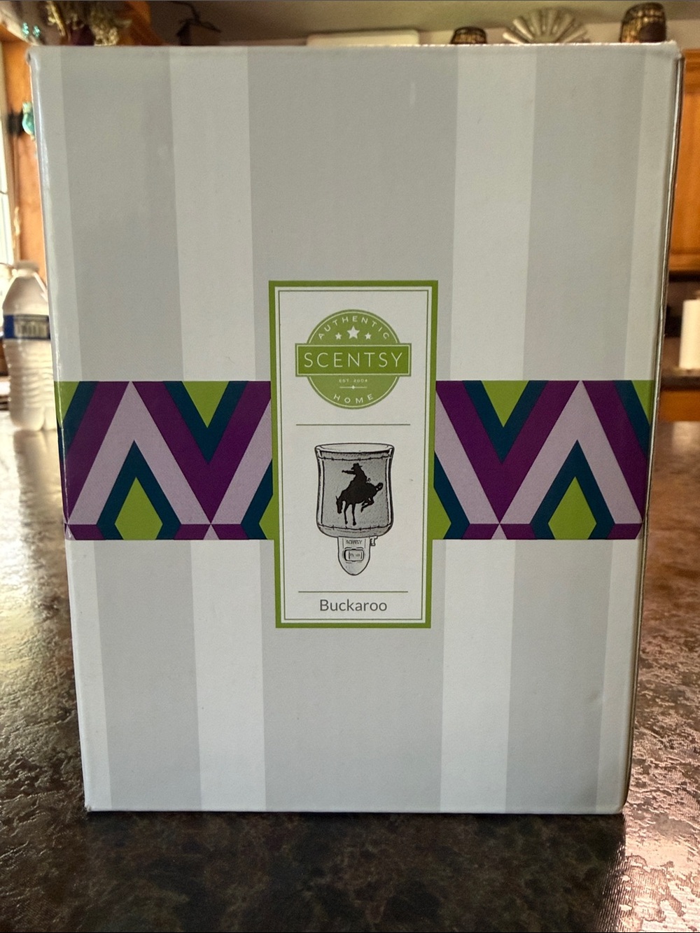 Retired Scentsy Buckaroo Plug-In Warmer New In Box!!! 🐴